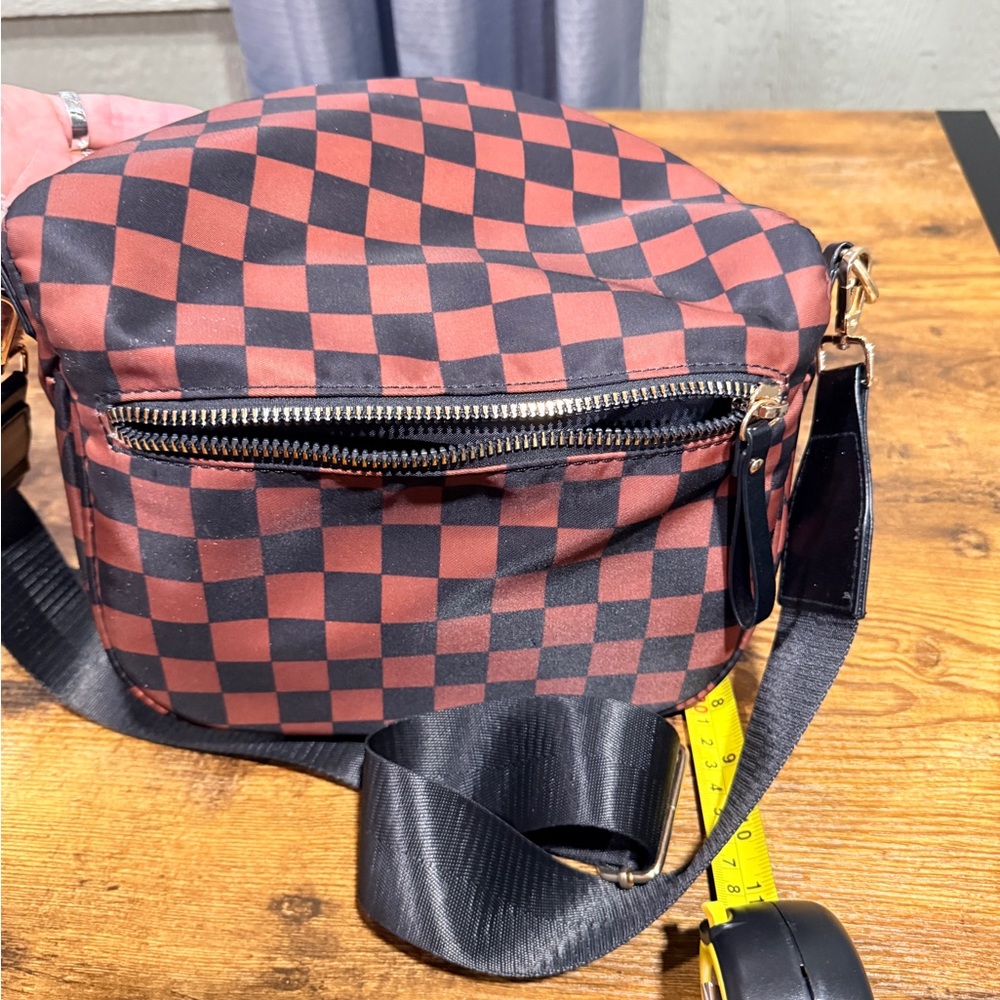 Checkered Black and Brown Sling Bag - Picture 6 of 12